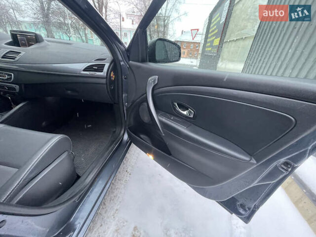 Сірий Рено Меган, об'ємом двигуна 1.46 л та пробігом 365 тис. км за 8000 $, фото 6 на Automoto.ua