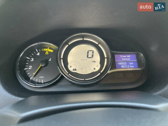 Серый Рено Меган, объемом двигателя 1.46 л и пробегом 148 тыс. км за 8950 $, фото 105 на Automoto.ua