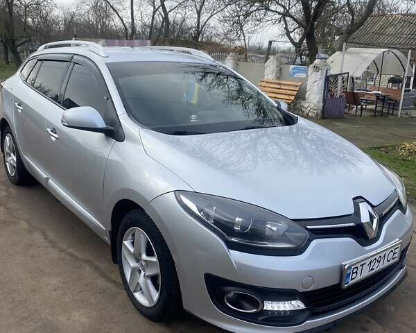 Серый Рено Меган, объемом двигателя 1.46 л и пробегом 189 тыс. км за 10500 $, фото 2 на Automoto.ua