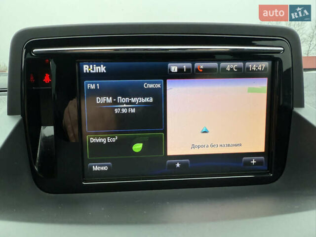 Серый Рено Меган, объемом двигателя 1.6 л и пробегом 250 тыс. км за 10500 $, фото 31 на Automoto.ua