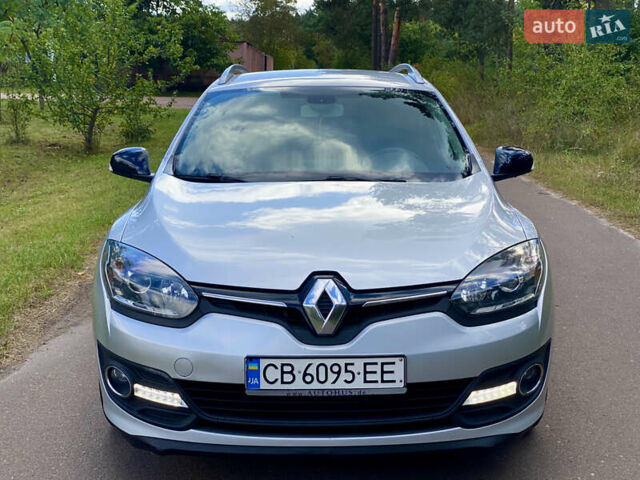 Серый Рено Меган, объемом двигателя 1.46 л и пробегом 263 тыс. км за 8850 $, фото 5 на Automoto.ua