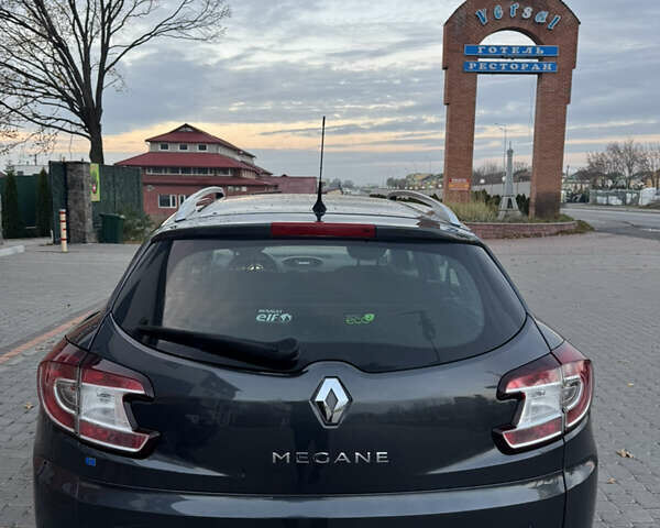 Серый Рено Меган, объемом двигателя 1.5 л и пробегом 136 тыс. км за 9900 $, фото 5 на Automoto.ua