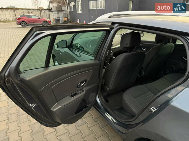 Серый Рено Меган, объемом двигателя 1.2 л и пробегом 101 тыс. км за 8700 $, фото 23 на Automoto.ua