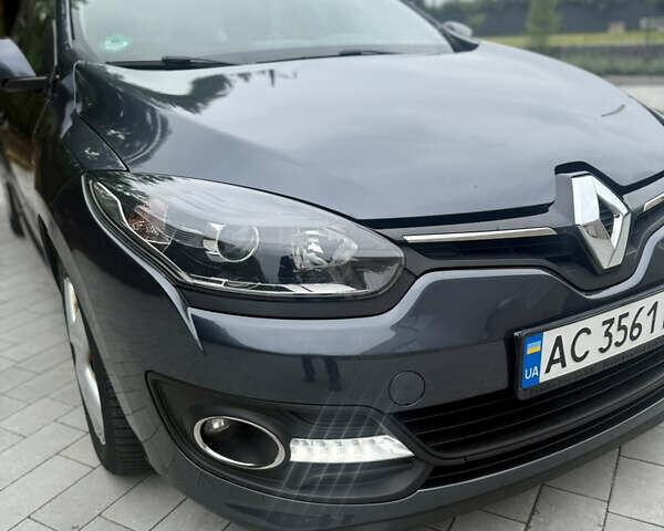 Сірий Рено Меган, об'ємом двигуна 1.46 л та пробігом 250 тис. км за 6450 $, фото 1 на Automoto.ua