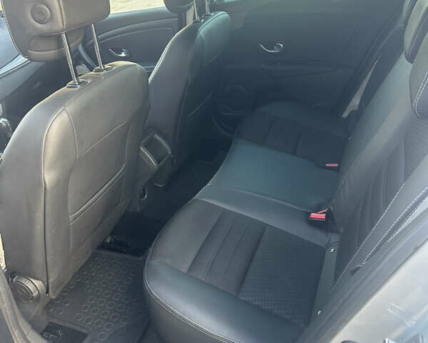 Серый Рено Меган, объемом двигателя 1.5 л и пробегом 280 тыс. км за 9650 $, фото 12 на Automoto.ua