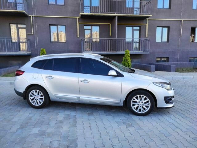 Серый Рено Меган, объемом двигателя 1.5 л и пробегом 210 тыс. км за 8900 $, фото 15 на Automoto.ua