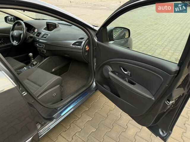Серый Рено Меган, объемом двигателя 1.2 л и пробегом 101 тыс. км за 8700 $, фото 27 на Automoto.ua