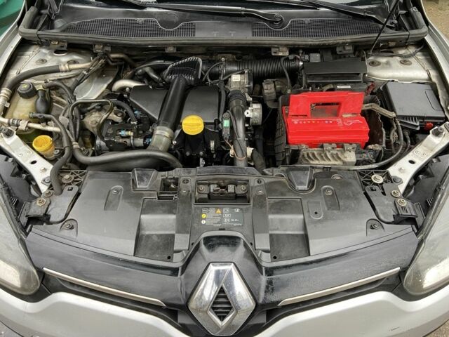 Серый Рено Меган, объемом двигателя 1.5 л и пробегом 300 тыс. км за 7500 $, фото 8 на Automoto.ua