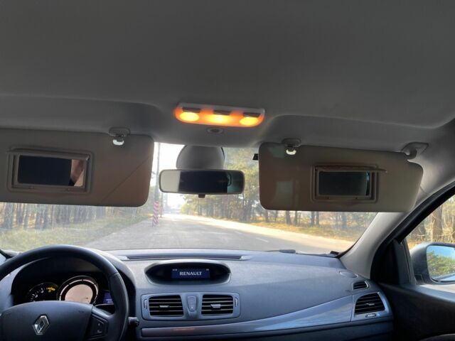 Серый Рено Меган, объемом двигателя 1.5 л и пробегом 148 тыс. км за 8750 $, фото 20 на Automoto.ua