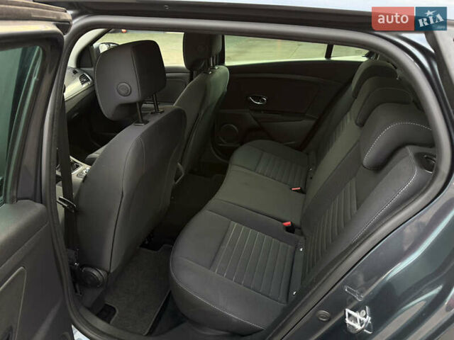 Серый Рено Меган, объемом двигателя 1.2 л и пробегом 101 тыс. км за 8700 $, фото 24 на Automoto.ua