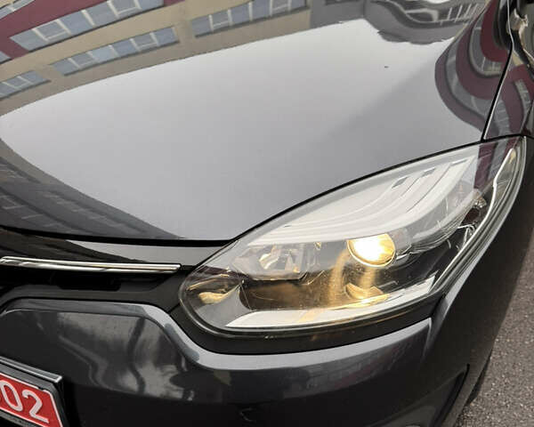 Серый Рено Меган, объемом двигателя 1.5 л и пробегом 136 тыс. км за 9600 $, фото 12 на Automoto.ua