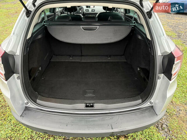 Серый Рено Меган, объемом двигателя 1.6 л и пробегом 250 тыс. км за 10500 $, фото 39 на Automoto.ua