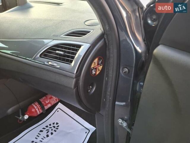 Серый Рено Меган, объемом двигателя 1.5 л и пробегом 264 тыс. км за 9150 $, фото 32 на Automoto.ua