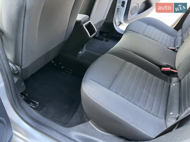 Серый Рено Меган, объемом двигателя 1.46 л и пробегом 148 тыс. км за 8950 $, фото 131 на Automoto.ua