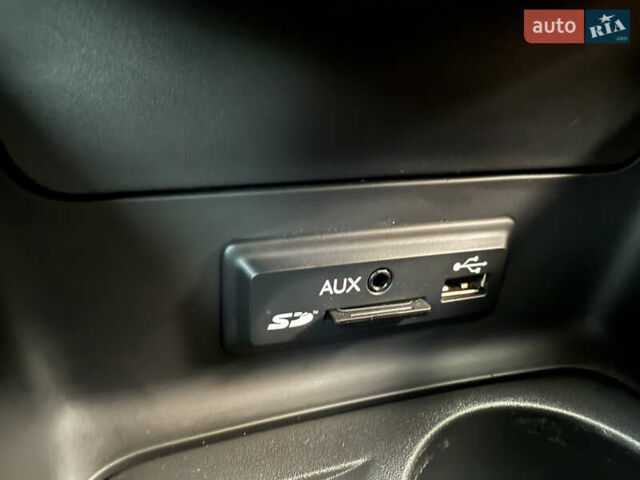 Серый Рено Меган, объемом двигателя 1.2 л и пробегом 101 тыс. км за 8700 $, фото 35 на Automoto.ua