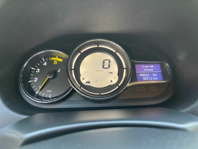 Серый Рено Меган, объемом двигателя 1.5 л и пробегом 148 тыс. км за 8750 $, фото 18 на Automoto.ua