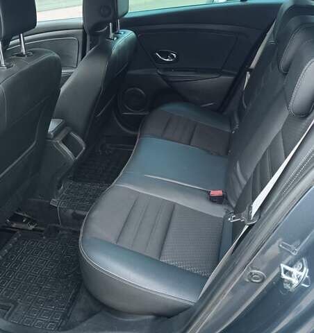 Рено Меган 2015 в Сквира на Automoto.ua Серый Рено Меган, объемом двигателя 1.6 л и пробегом 235 тыс. км за 9800 $, фото 12 на Automoto.ua