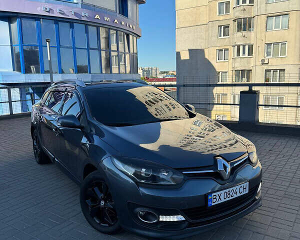 Серый Рено Меган, объемом двигателя 1.46 л и пробегом 185 тыс. км за 10000 $, фото 1 на Automoto.ua