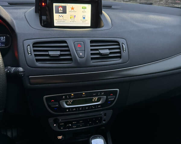 Рено Меган 2015 в Киеве на Automoto.ua Серый Рено Меган, объемом двигателя 1.46 л и пробегом 294 тыс. км за 7450 $, фото 22 на Automoto.ua