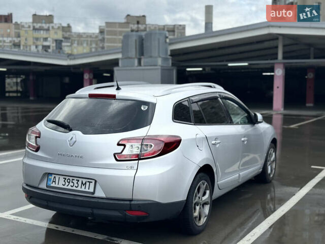 Серый Рено Меган, объемом двигателя 1.5 л и пробегом 393 тыс. км за 7500 $, фото 7 на Automoto.ua