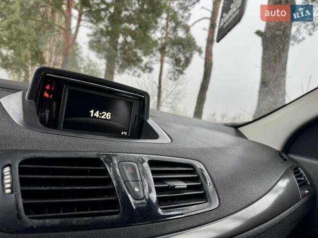 Серый Рено Меган, объемом двигателя 1.5 л и пробегом 197 тыс. км за 6700 $, фото 15 на Automoto.ua