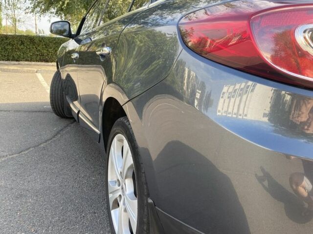 Серый Рено Меган, объемом двигателя 1.5 л и пробегом 218 тыс. км за 9200 $, фото 6 на Automoto.ua