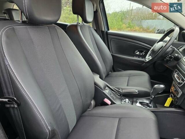 Серый Рено Меган, объемом двигателя 1.5 л и пробегом 158 тыс. км за 8999 $, фото 35 на Automoto.ua