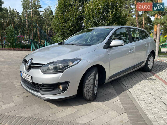 Сірий Рено Меган, об'ємом двигуна 1.46 л та пробігом 294 тис. км за 7999 $, фото 3 на Automoto.ua