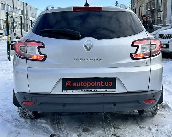 Серый Рено Меган, объемом двигателя 1.46 л и пробегом 255 тыс. км за 8900 $, фото 9 на Automoto.ua