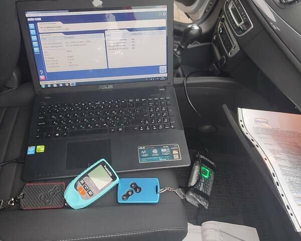 Серый Рено Меган, объемом двигателя 1.46 л и пробегом 229 тыс. км за 9300 $, фото 6 на Automoto.ua