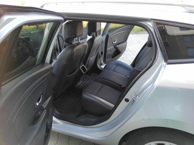 Серый Рено Меган, объемом двигателя 1.5 л и пробегом 210 тыс. км за 8900 $, фото 12 на Automoto.ua