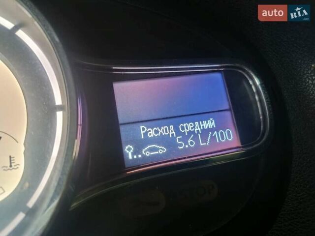 Серый Рено Меган, объемом двигателя 1.5 л и пробегом 223 тыс. км за 9500 $, фото 24 на Automoto.ua