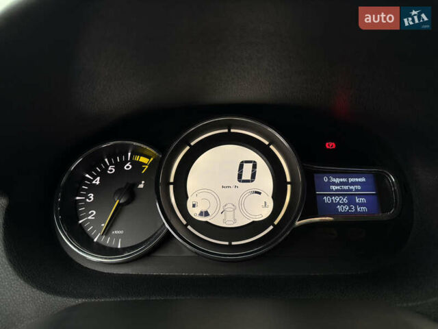 Серый Рено Меган, объемом двигателя 1.2 л и пробегом 101 тыс. км за 8700 $, фото 44 на Automoto.ua