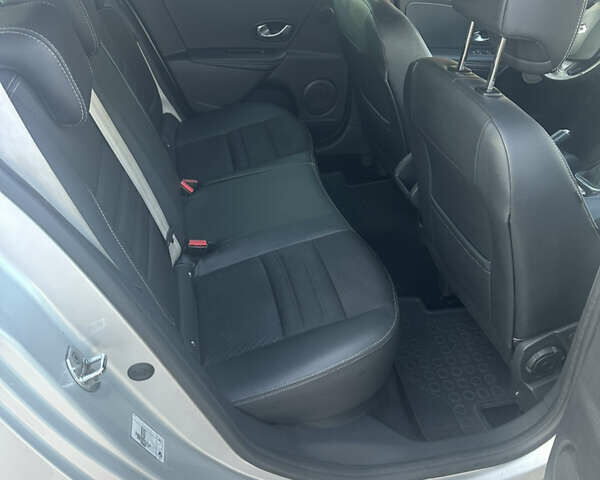 Серый Рено Меган, объемом двигателя 1.5 л и пробегом 280 тыс. км за 9650 $, фото 14 на Automoto.ua