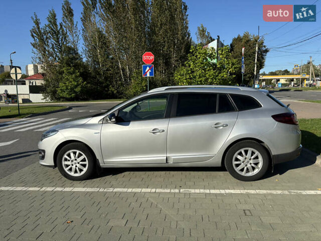 Сірий Рено Меган, об'ємом двигуна 1.46 л та пробігом 156 тис. км за 10700 $, фото 5 на Automoto.ua
