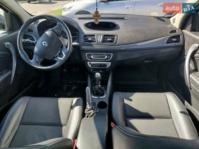 Сірий Рено Меган, об'ємом двигуна 1.5 л та пробігом 190 тис. км за 8500 $, фото 21 на Automoto.ua