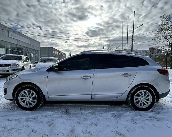 Серый Рено Меган, объемом двигателя 1.46 л и пробегом 255 тыс. км за 8900 $, фото 3 на Automoto.ua