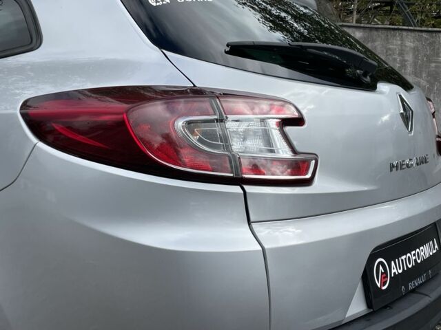 Серый Рено Меган, объемом двигателя 1.5 л и пробегом 206 тыс. км за 8990 $, фото 7 на Automoto.ua