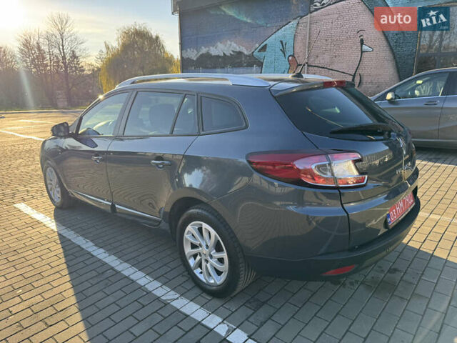 Серый Рено Меган, объемом двигателя 1.6 л и пробегом 191 тыс. км за 10850 $, фото 3 на Automoto.ua