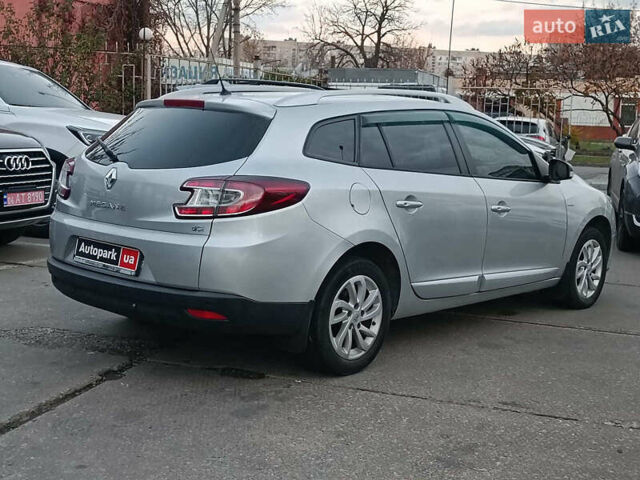 Серый Рено Меган, объемом двигателя 1.5 л и пробегом 216 тыс. км за 8990 $, фото 6 на Automoto.ua