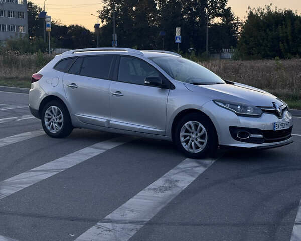 Сірий Рено Меган, об'ємом двигуна 1.5 л та пробігом 240 тис. км за 10000 $, фото 5 на Automoto.ua