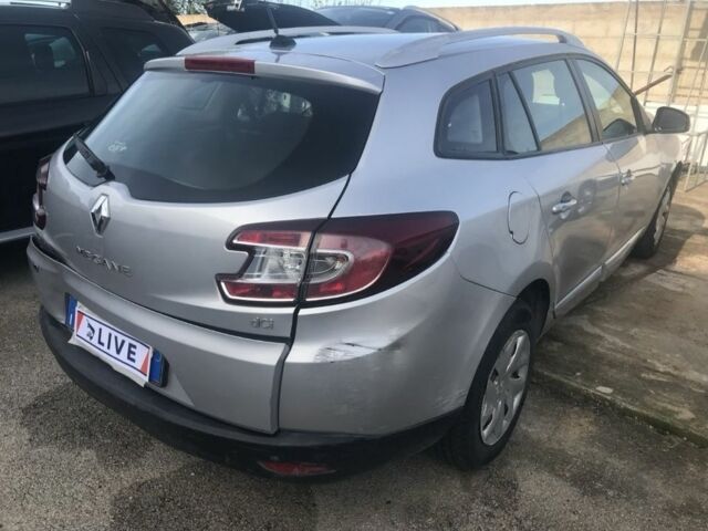 Сірий Рено Меган, об'ємом двигуна 1.5 л та пробігом 308 тис. км за 5500 $, фото 6 на Automoto.ua