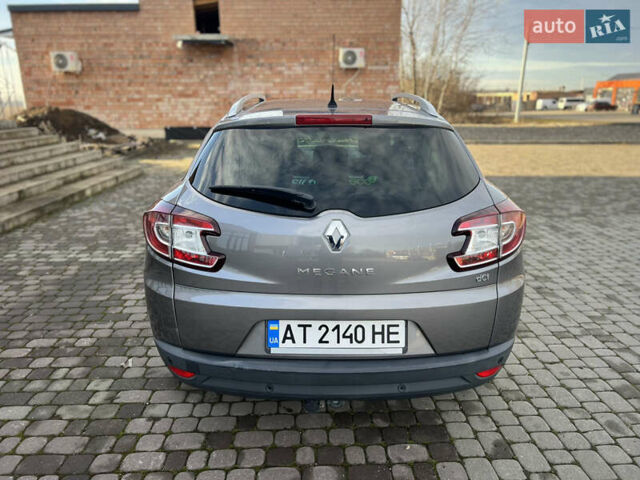 Сірий Рено Меган, об'ємом двигуна 1.5 л та пробігом 92 тис. км за 8950 $, фото 4 на Automoto.ua