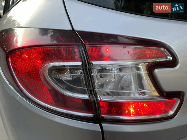 Серый Рено Меган, объемом двигателя 1.46 л и пробегом 148 тыс. км за 8950 $, фото 59 на Automoto.ua