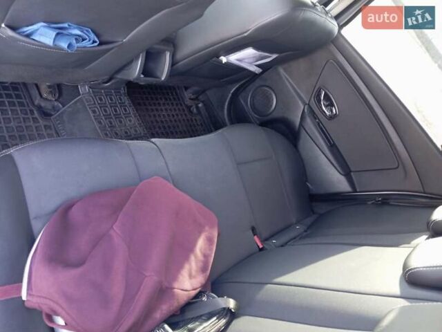 Серый Рено Меган, объемом двигателя 1.46 л и пробегом 240 тыс. км за 9000 $, фото 4 на Automoto.ua