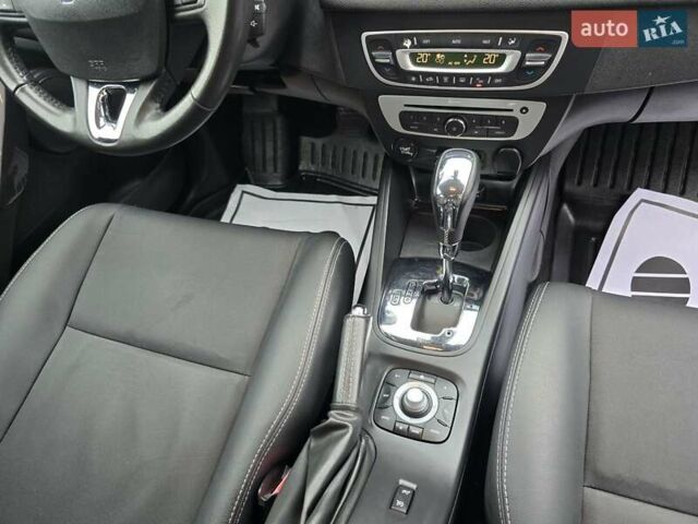 Серый Рено Меган, объемом двигателя 1.5 л и пробегом 158 тыс. км за 8999 $, фото 34 на Automoto.ua