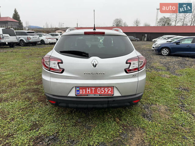 Серый Рено Меган, объемом двигателя 1.6 л и пробегом 250 тыс. км за 10500 $, фото 5 на Automoto.ua