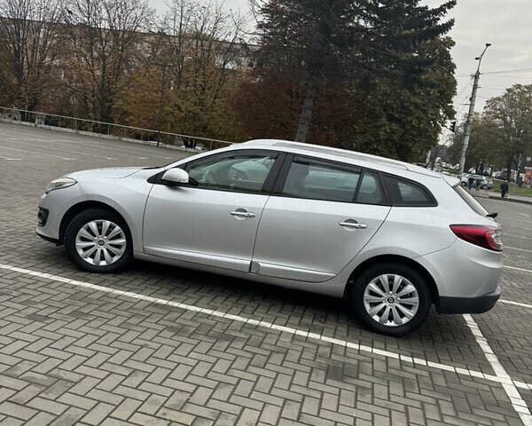 Серый Рено Меган, объемом двигателя 1.46 л и пробегом 360 тыс. км за 8500 $, фото 3 на Automoto.ua