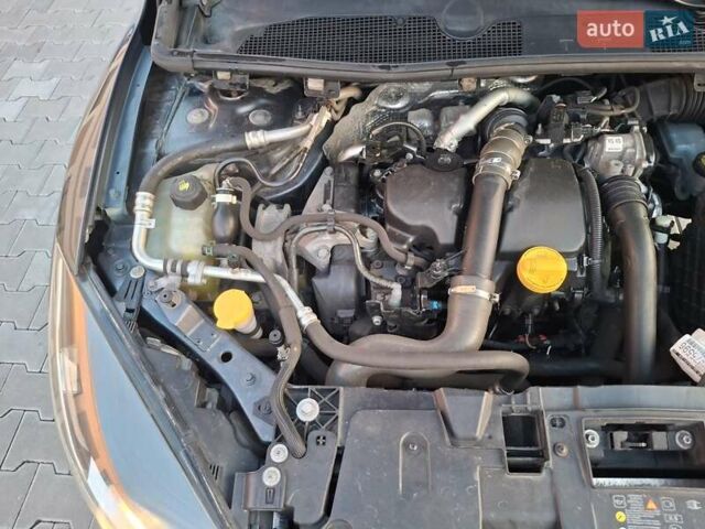 Серый Рено Меган, объемом двигателя 1.5 л и пробегом 264 тыс. км за 9150 $, фото 53 на Automoto.ua