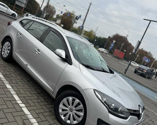 Серый Рено Меган, объемом двигателя 1.46 л и пробегом 360 тыс. км за 8500 $, фото 2 на Automoto.ua